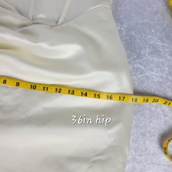 Pretty Little Thing Cream Ruched Cosert Detailed Bardot Bodycon Dress Sz 4 (NWT) - Picture 9 of 11